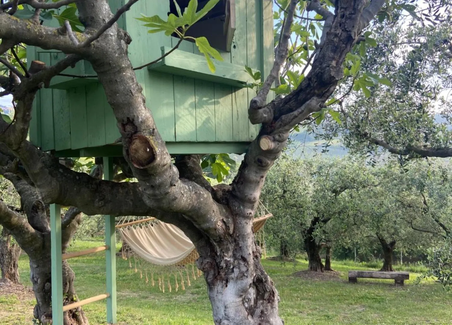 Poderino - A Place To Feel Cento  Bed & Breakfast