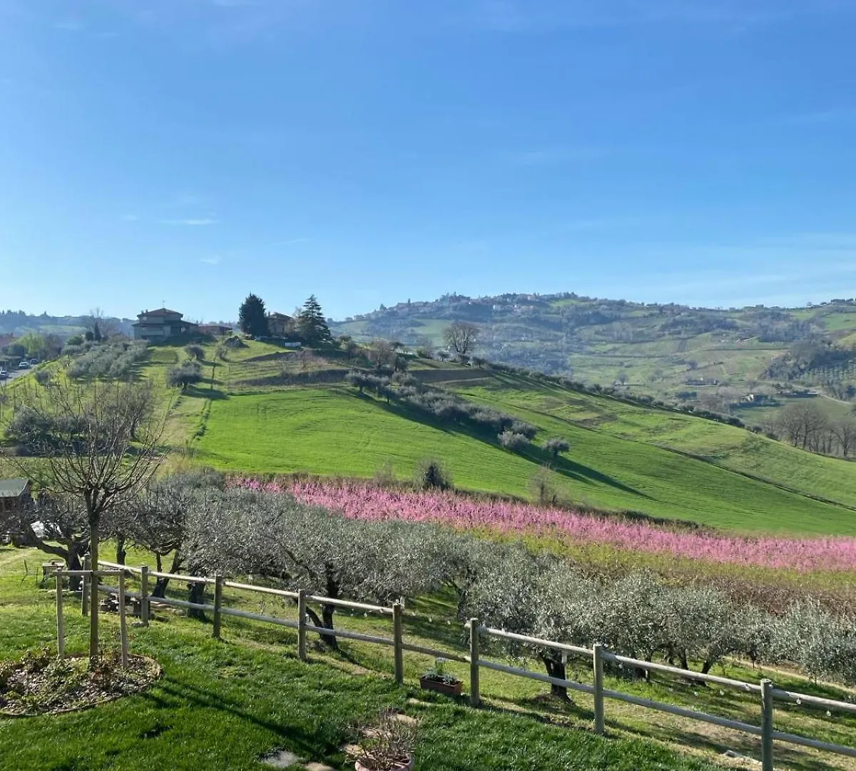 Bed & Breakfast Poderino - A Place To Feel Cento