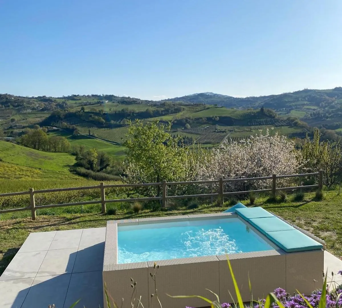 Poderino - A Place To Feel Cento  Italy
