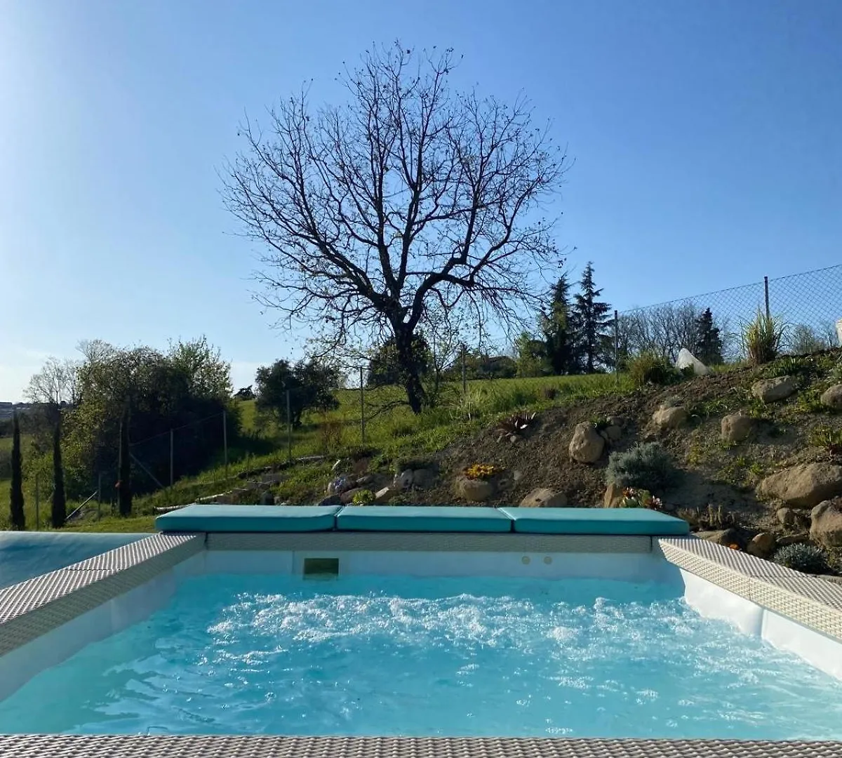 Bed & Breakfast Poderino - A Place To Feel Cento  Italy