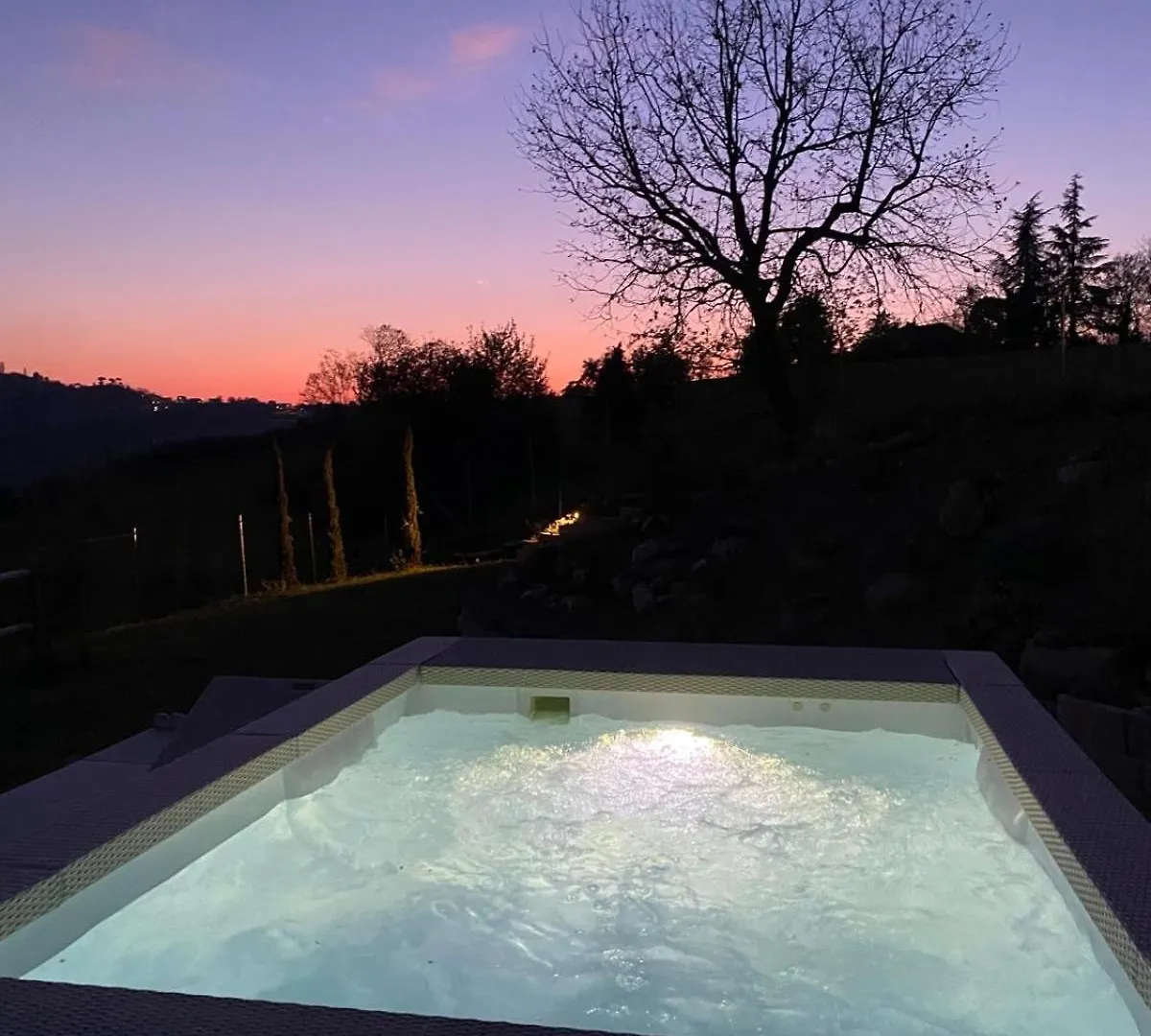 Bed & Breakfast Poderino - A Place To Feel Cento